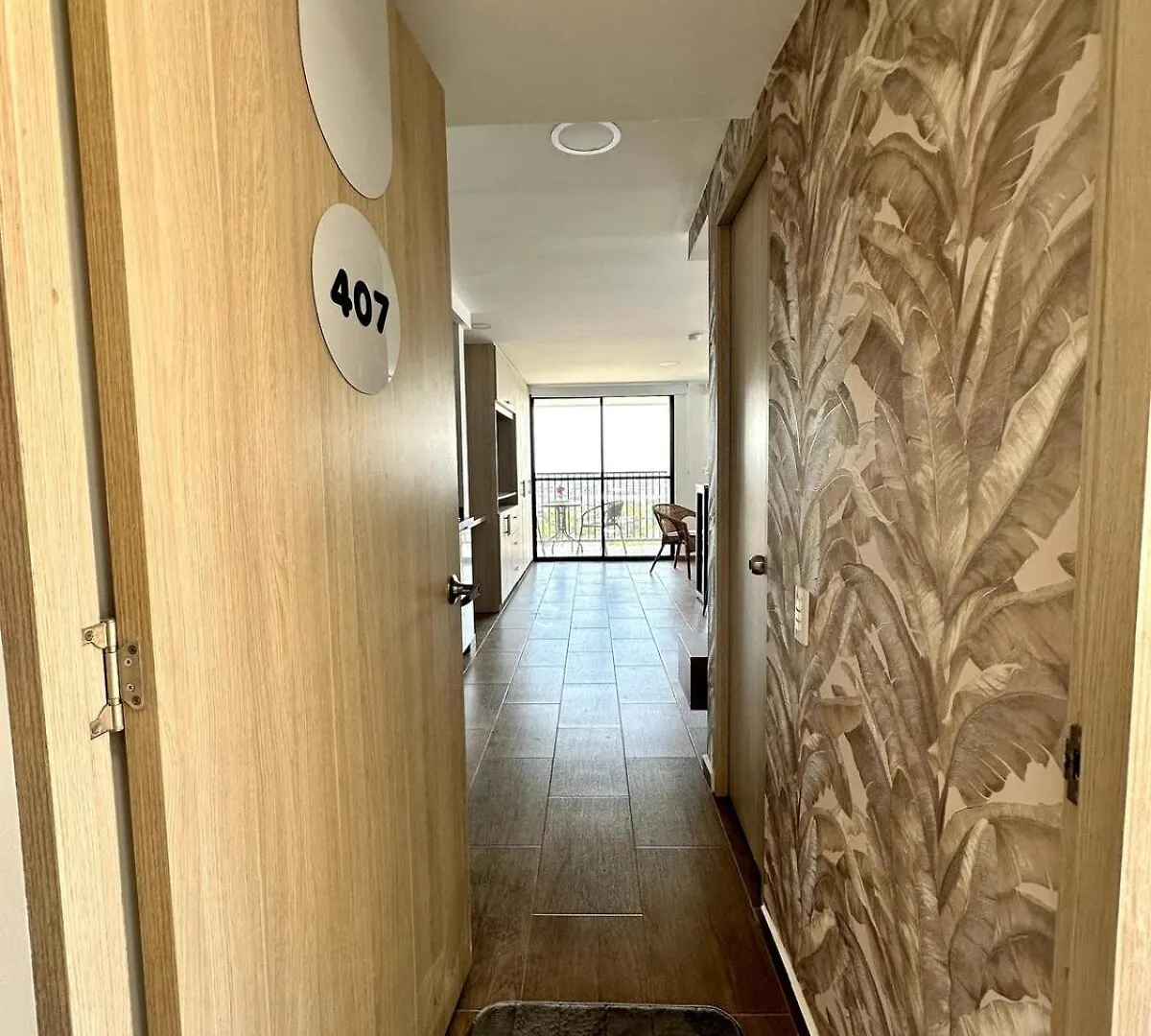 H407 - Modern Loft Cali - View, Prime Locationアパートメント アパート