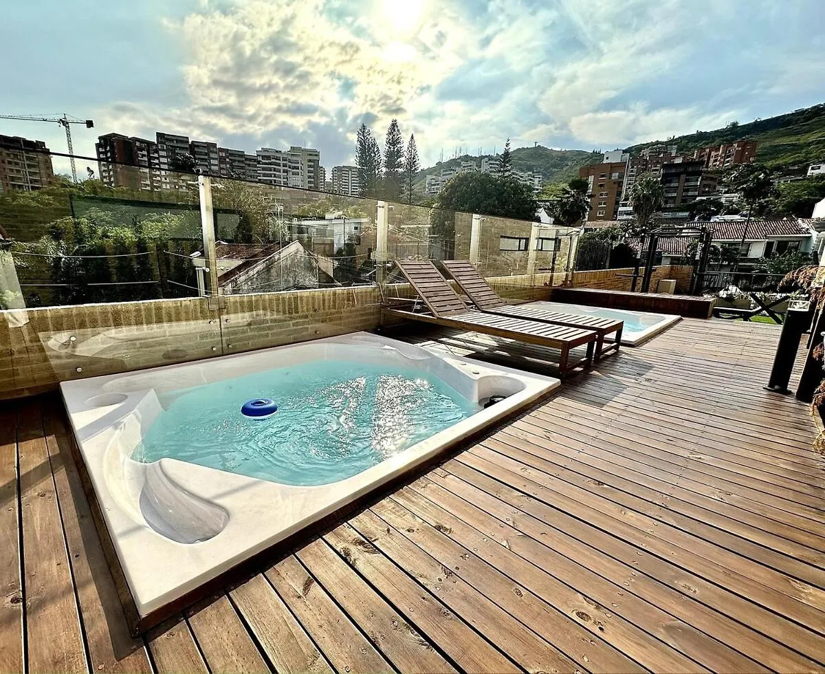 H407 - Modern Loft Cali - View, Prime Locationアパートメント コロンビア